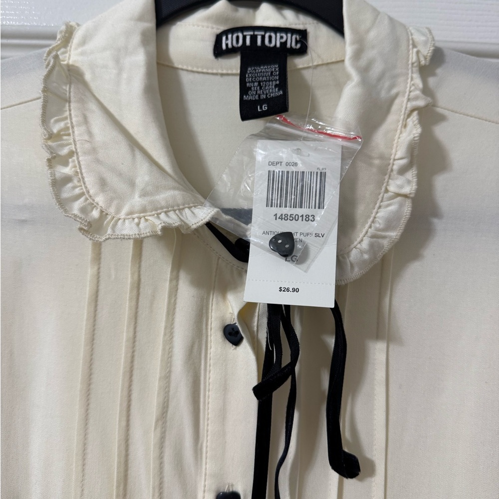 ✨SOLD✨Hot Topic Antique White Ruffle Bow Woven Button-Up ✨NWT - Picture 5 of 6